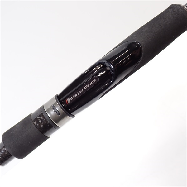 エギゾースト５Ｇ８６２ＭＬ／ＬＲＣ